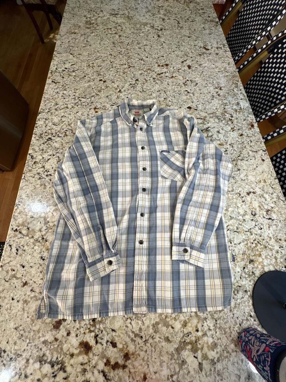 Levi's Plaid Button-Down Shirt Size M Blue White Cotton Long Sleeve